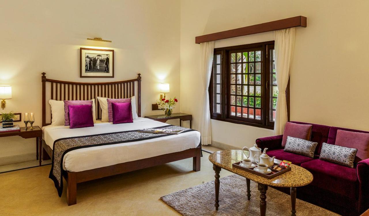 Jehan Numa Palace Hotel Bhopal Eksteriør bilde