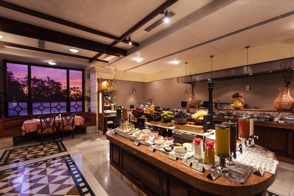 Jehan Numa Palace Hotel Bhopal Eksteriør bilde