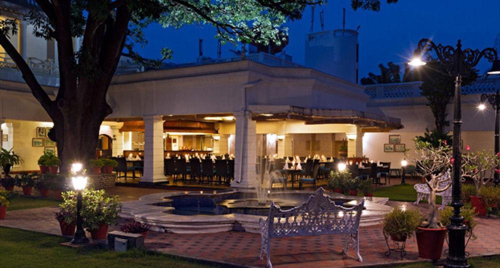 Jehan Numa Palace Hotel Bhopal Eksteriør bilde