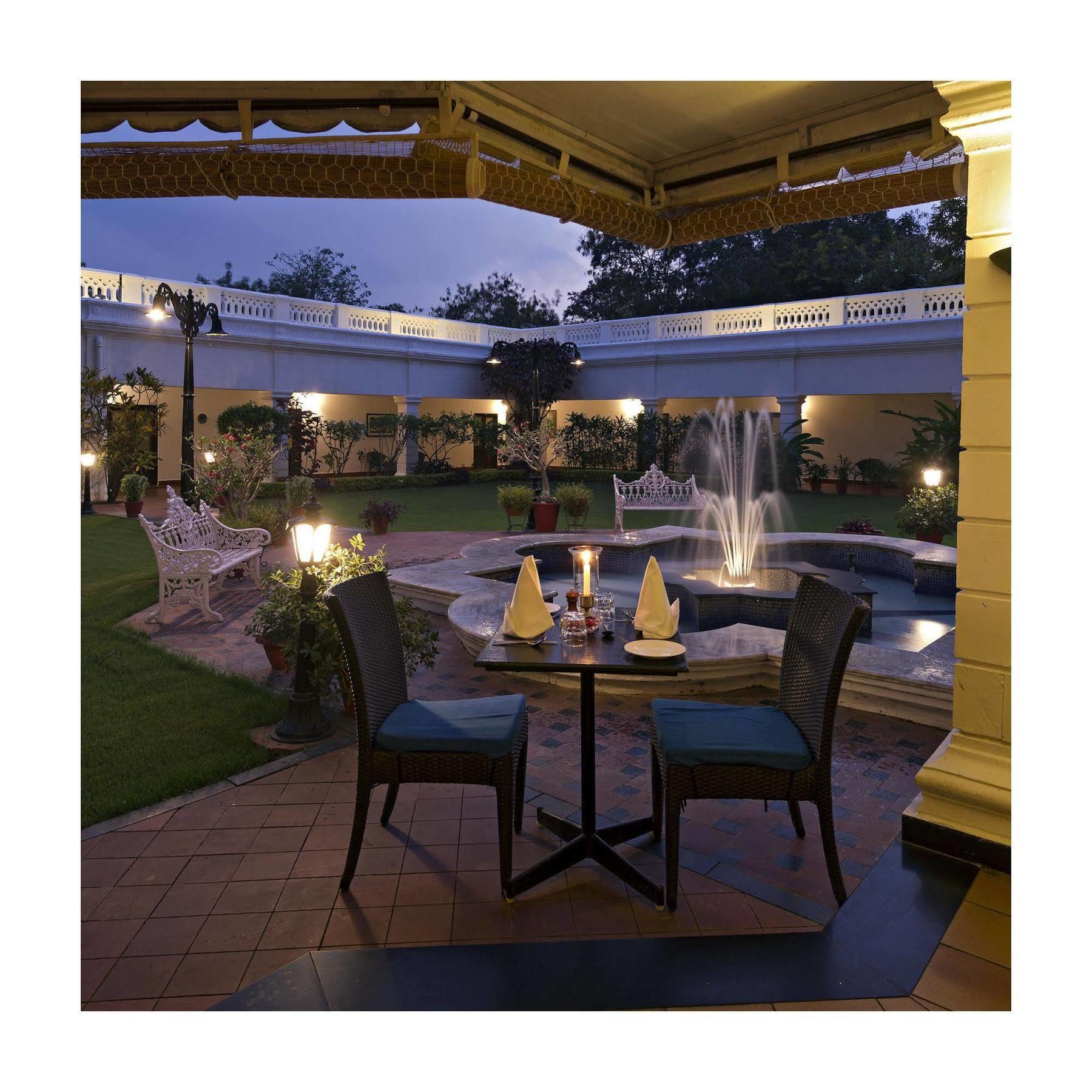 Jehan Numa Palace Hotel Bhopal Eksteriør bilde